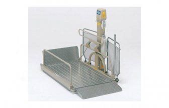 車イス用電動昇降機UD320C・S/L